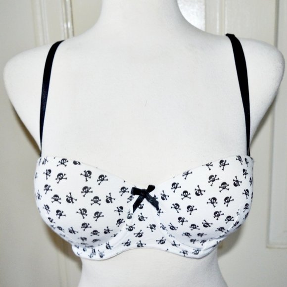 BRA SKULLS PATTERN WHITE BODY WITH BLACK SKULLS REMOVABLE STRAPS 36C - Picture 1 of 8